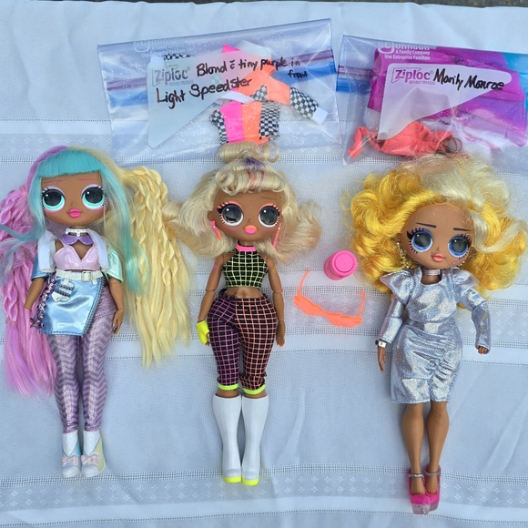 Colorful Fashion Dolls Collection - Picture 3 of 9